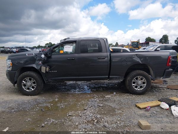 2023 RAM 3500 LARAMIE  4X4 6'4 BOX