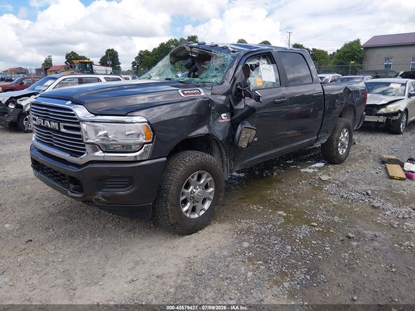 2023 RAM 3500 LARAMIE  4X4 6'4 BOX