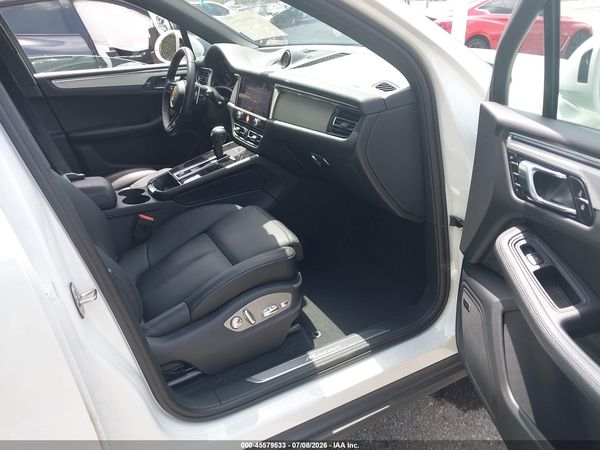 2026 PORSCHE MACAN T