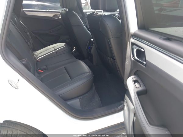 2026 PORSCHE MACAN T