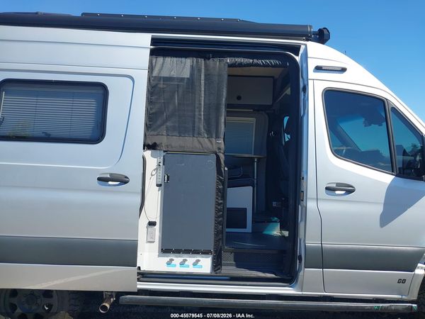 2021 MERCEDES-BENZ SPRINTER 2500 STANDARD ROOF V6