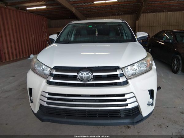 2017 TOYOTA HIGHLANDER XLE