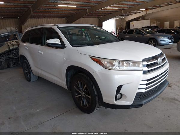 2017 TOYOTA HIGHLANDER XLE