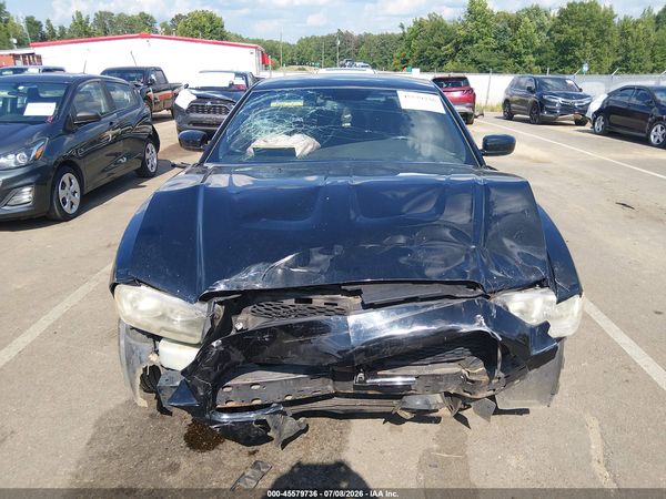 2012 DODGE CHARGER SE