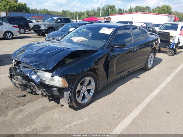 2012 DODGE CHARGER SE
