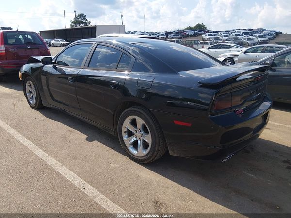 2012 DODGE CHARGER SE