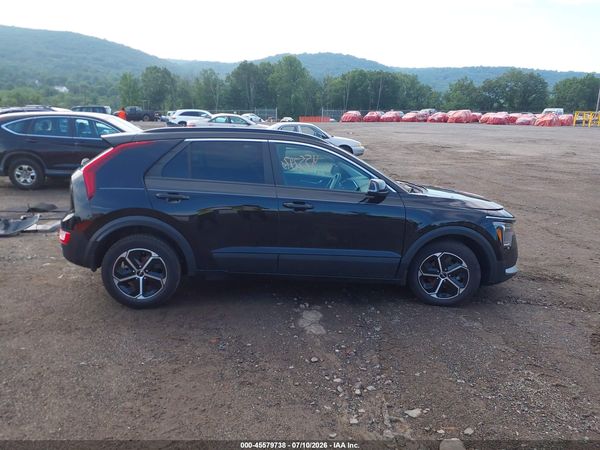 2023 KIA NIRO EX