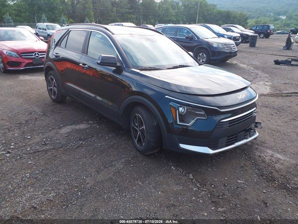 2023 KIA NIRO EX