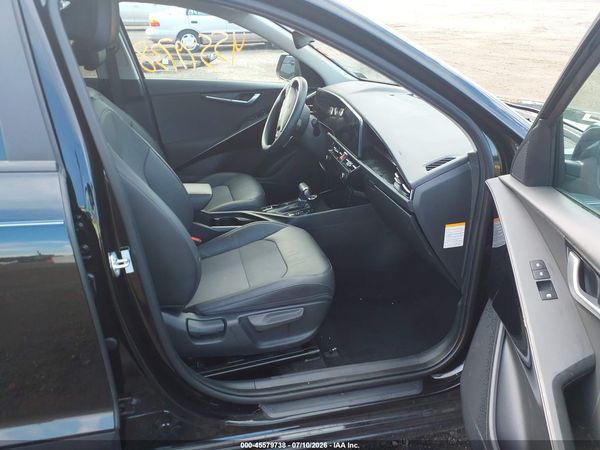 2023 KIA NIRO EX