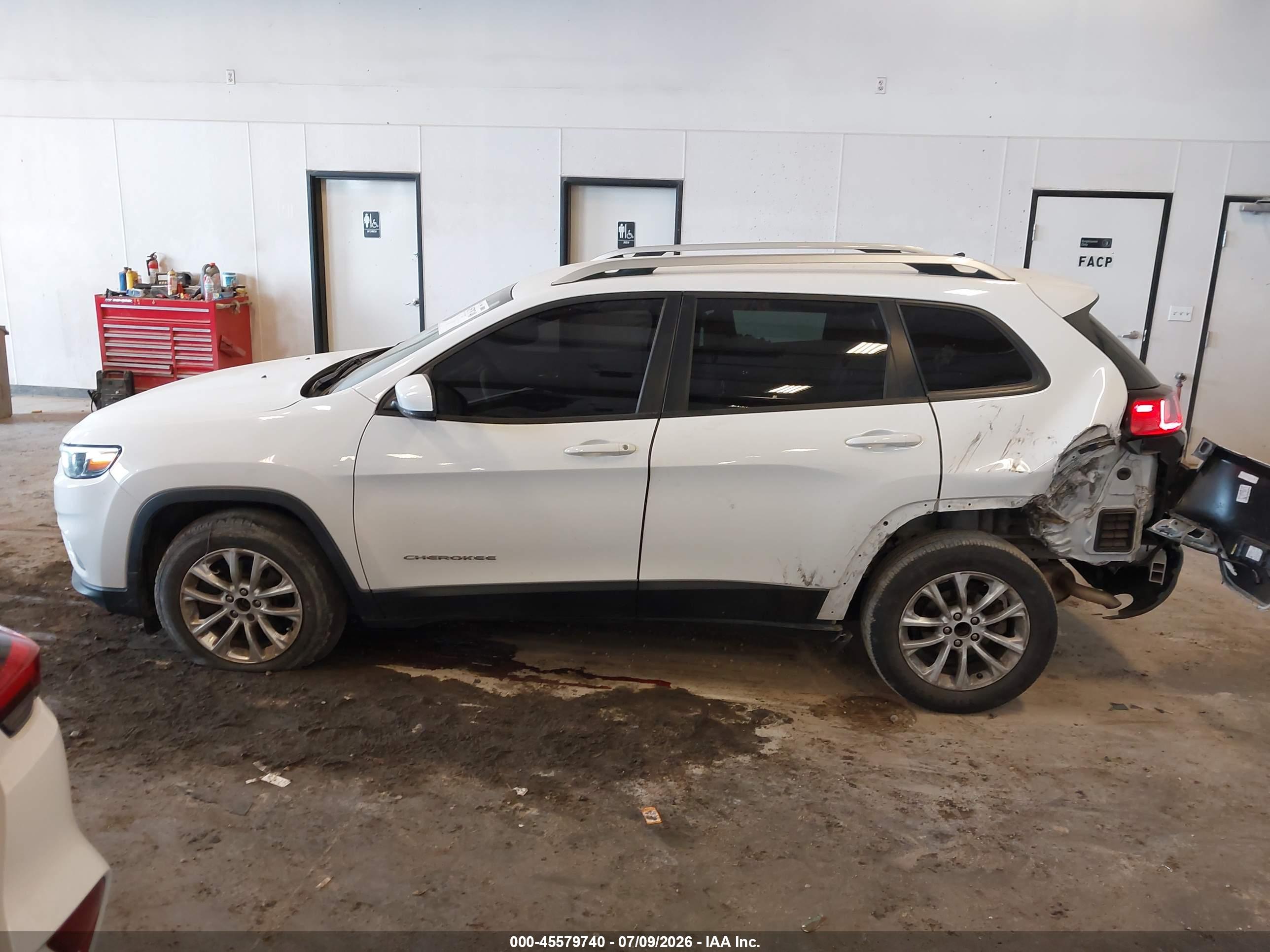 2021 JEEP CHEROKEE LATITUDE FWD