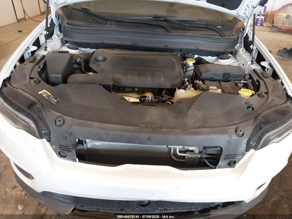 2021 JEEP CHEROKEE LATITUDE FWD