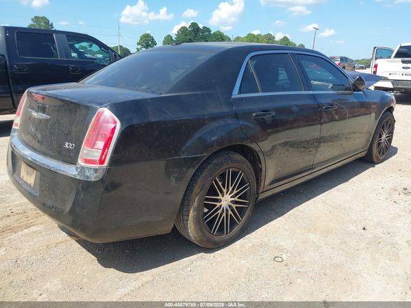2014 CHRYSLER 300 — I4