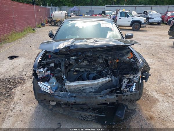 2014 CHRYSLER 300 — I115