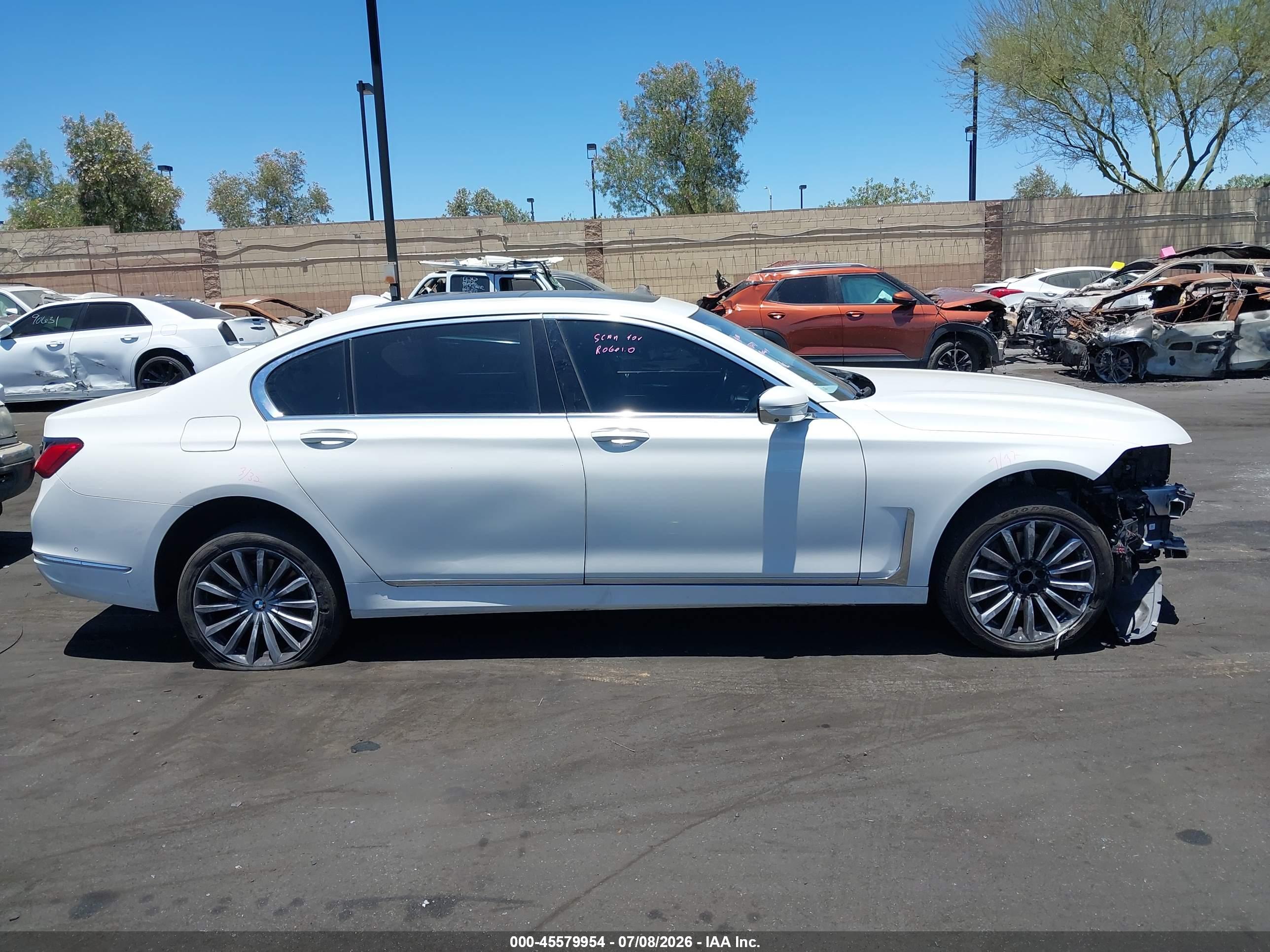 2022 BMW 740 I