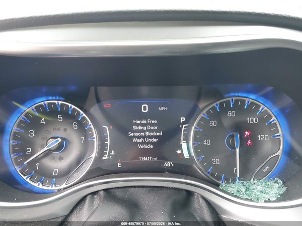 2019 CHRYSLER PACIFICA LIMITED — I7