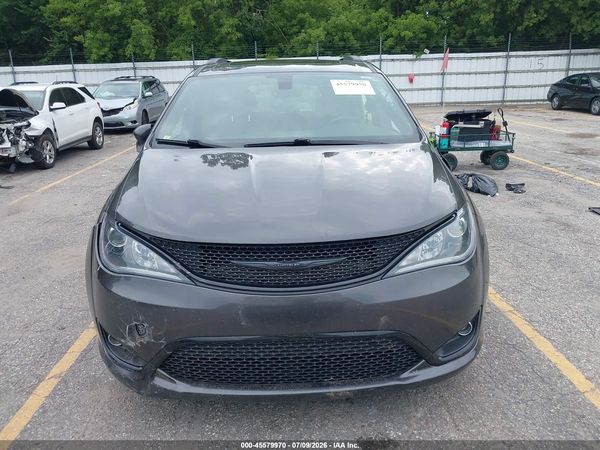 2019 CHRYSLER PACIFICA LIMITED — I115