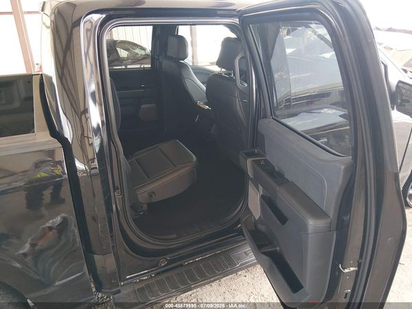 2025 FORD F-150 LARIAT