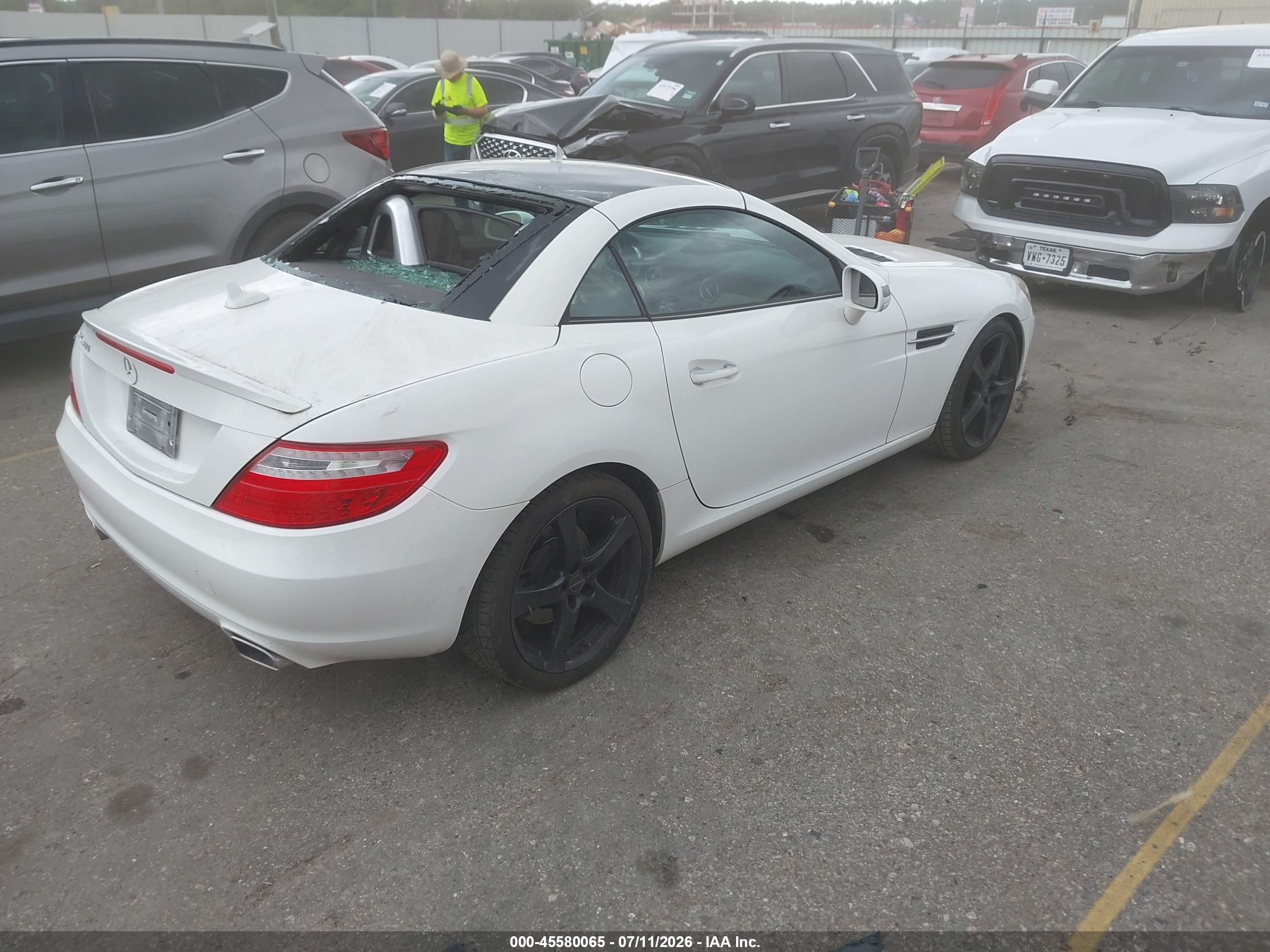 2016 MERCEDES-BENZ SLK 300 SLK300