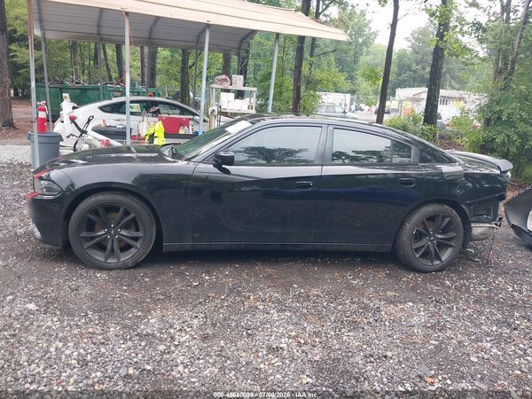 2016 DODGE CHARGER SE