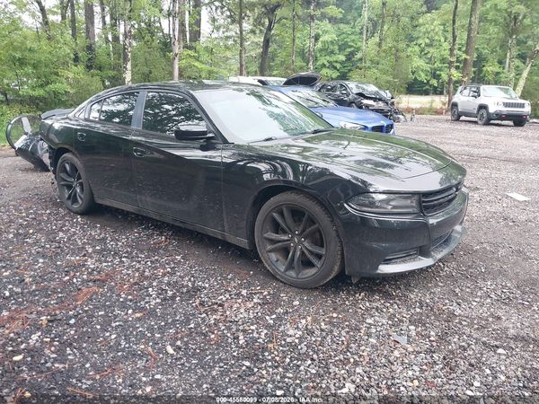 2016 DODGE CHARGER SE