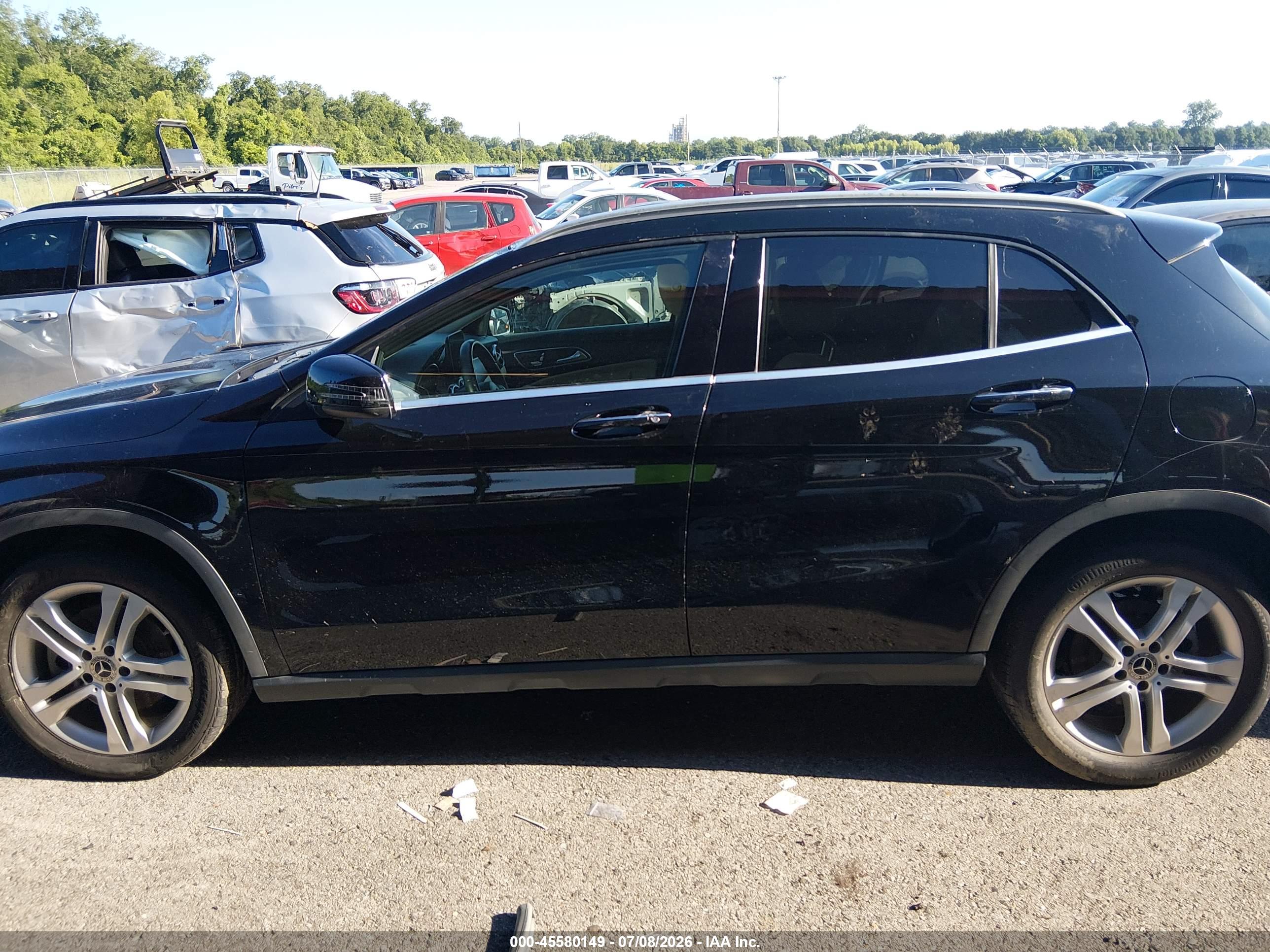 2018 MERCEDES-BENZ GLA 250 4MATIC