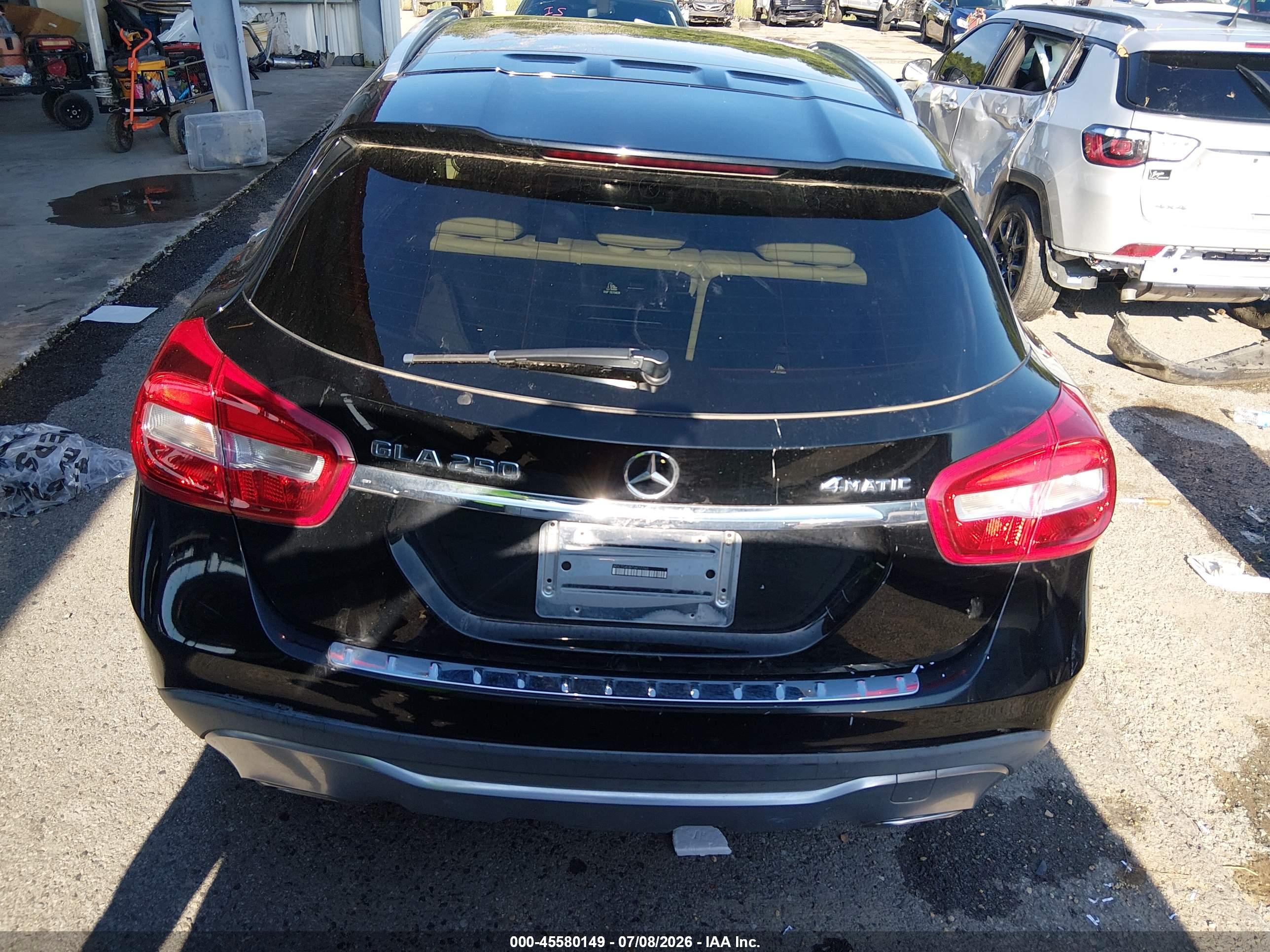 2018 MERCEDES-BENZ GLA 250 4MATIC