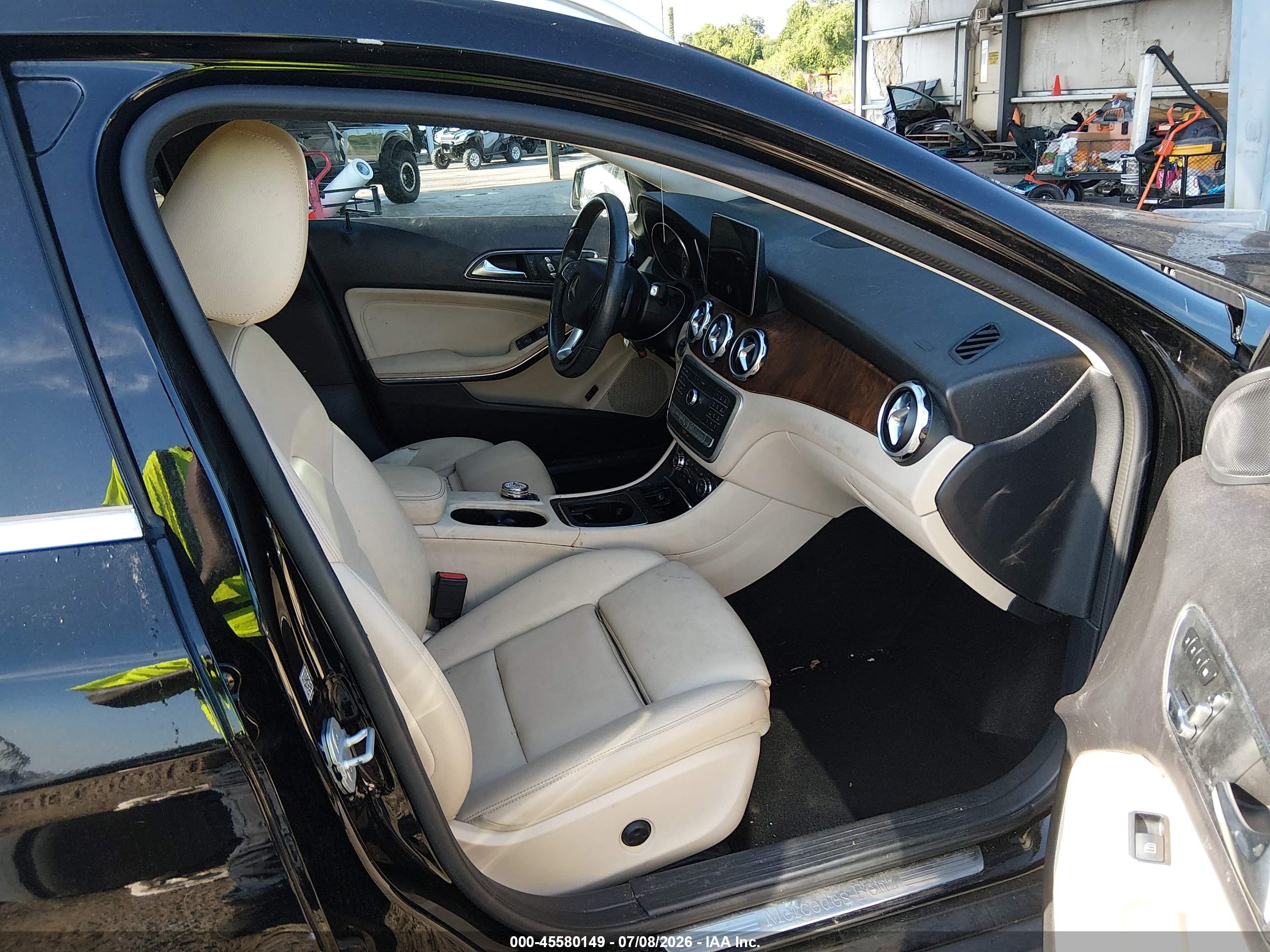 2018 MERCEDES-BENZ GLA 250 4MATIC