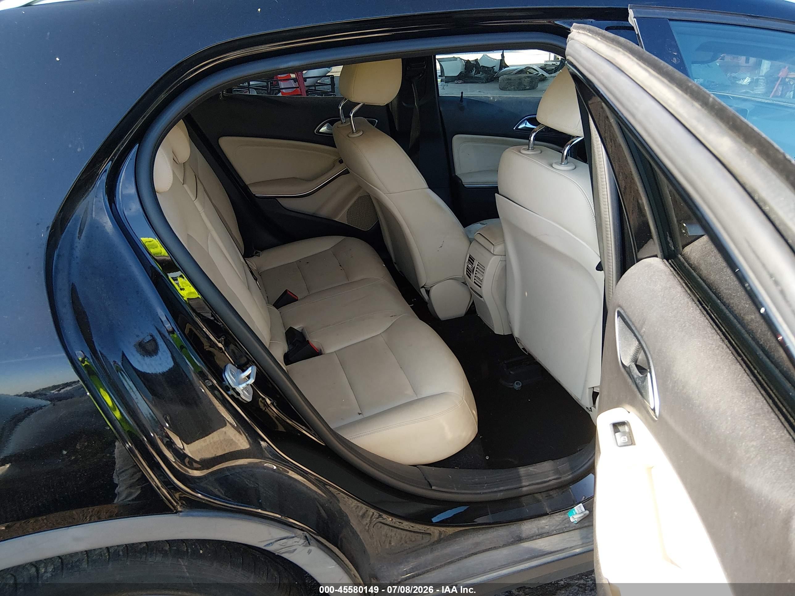 2018 MERCEDES-BENZ GLA 250 4MATIC