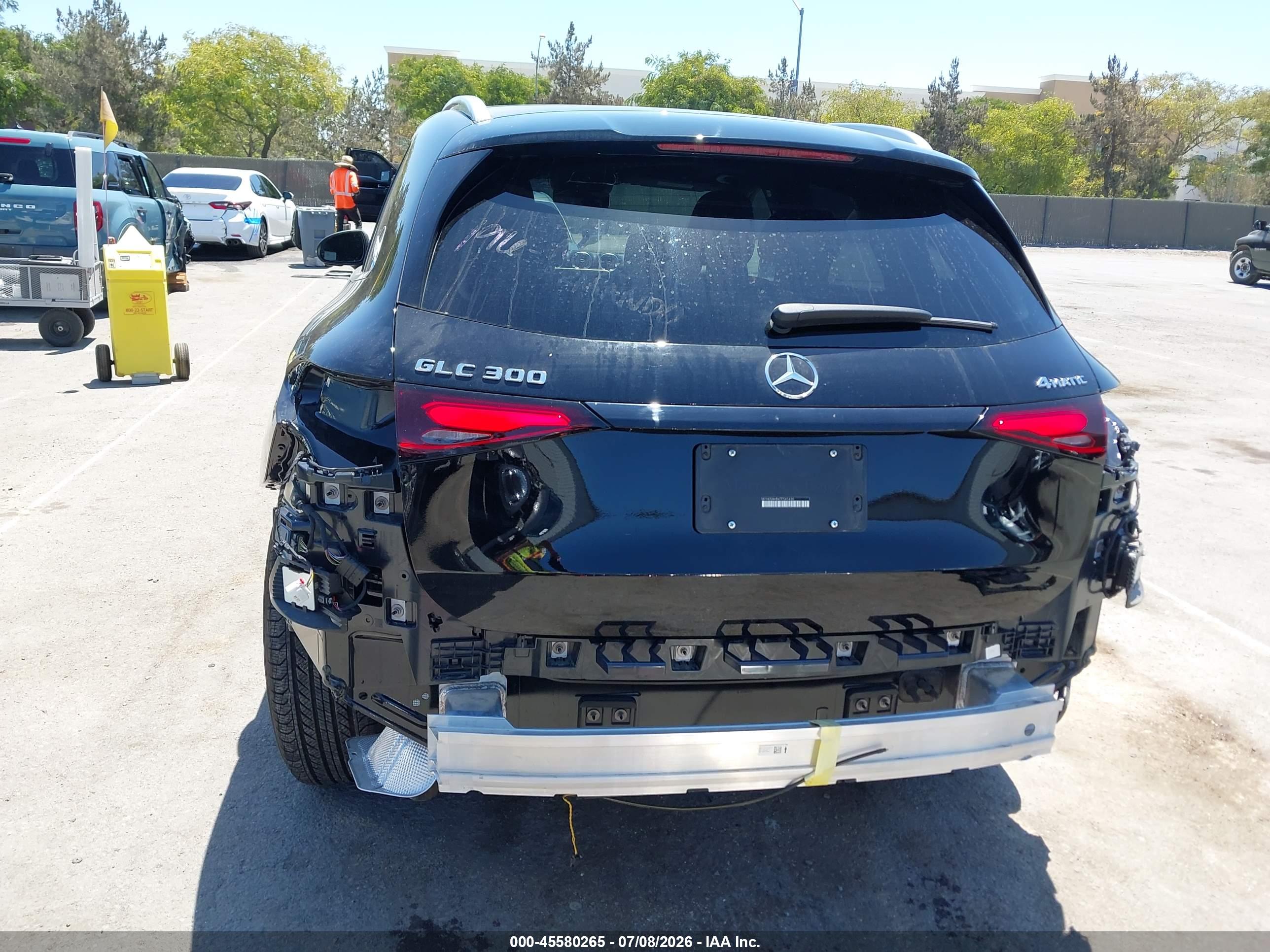 2026 MERCEDES-BENZ GLC 300 4MATIC SUV
