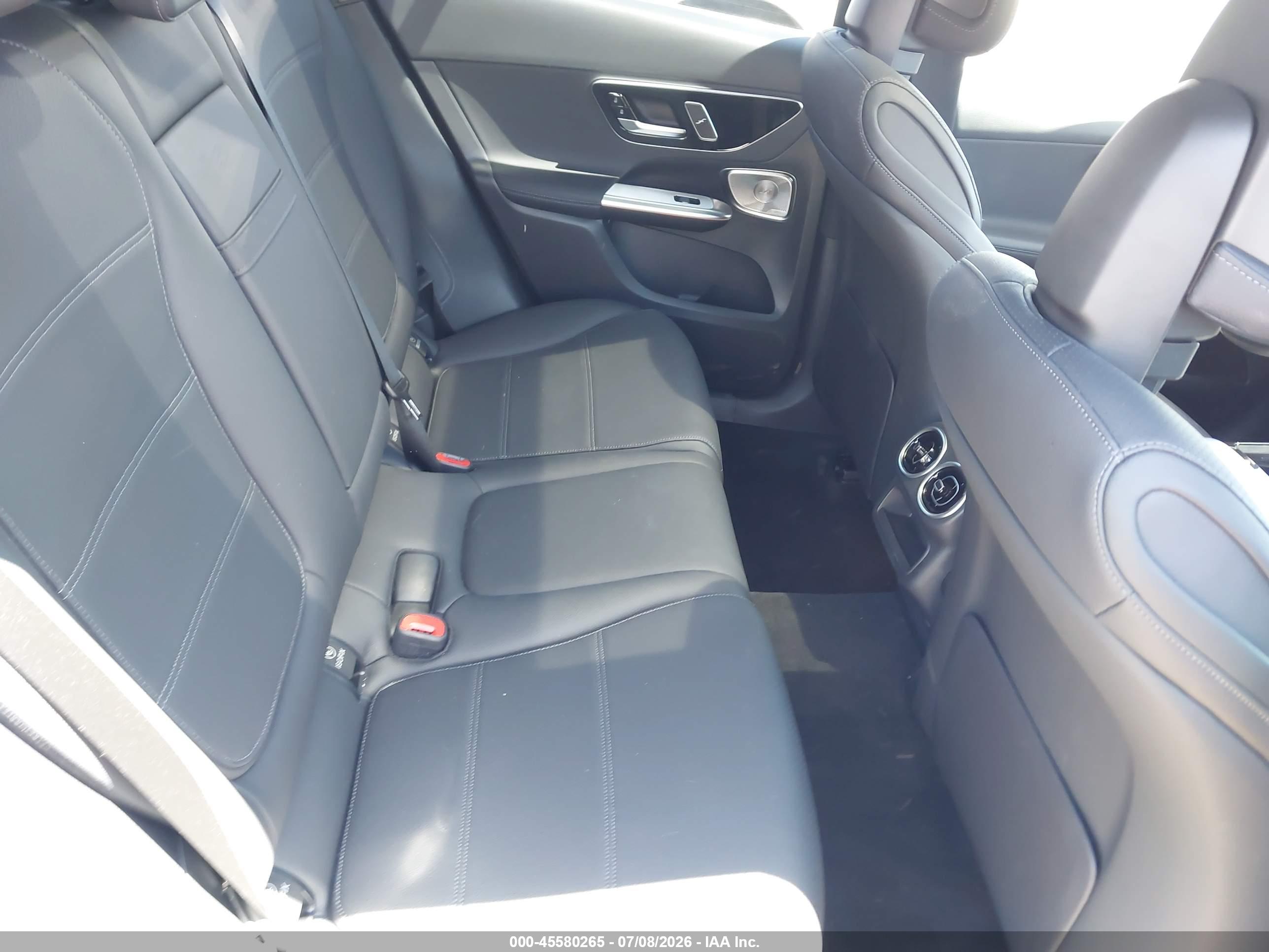 2026 MERCEDES-BENZ GLC 300 4MATIC SUV