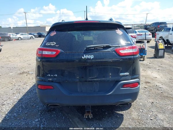 2018 JEEP CHEROKEE LATITUDE PLUS 4X4
