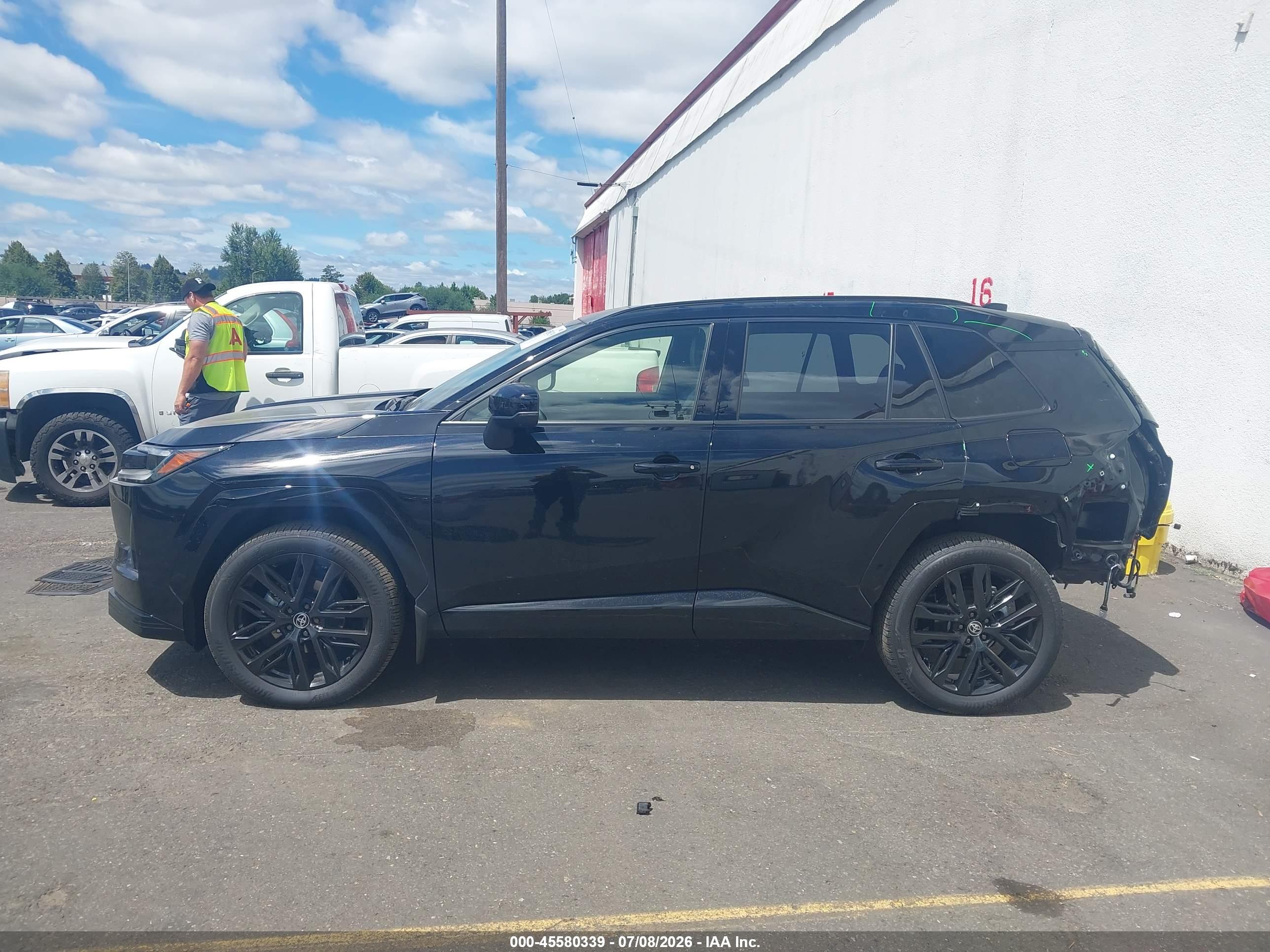 2026 TOYOTA RAV4 XSE