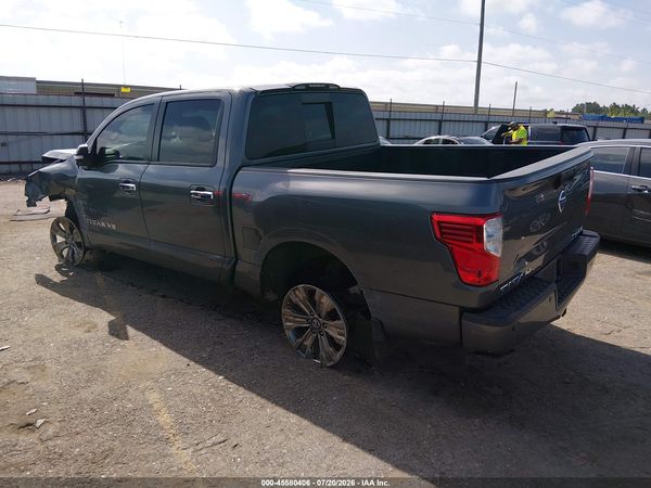 2019 NISSAN TITAN SV