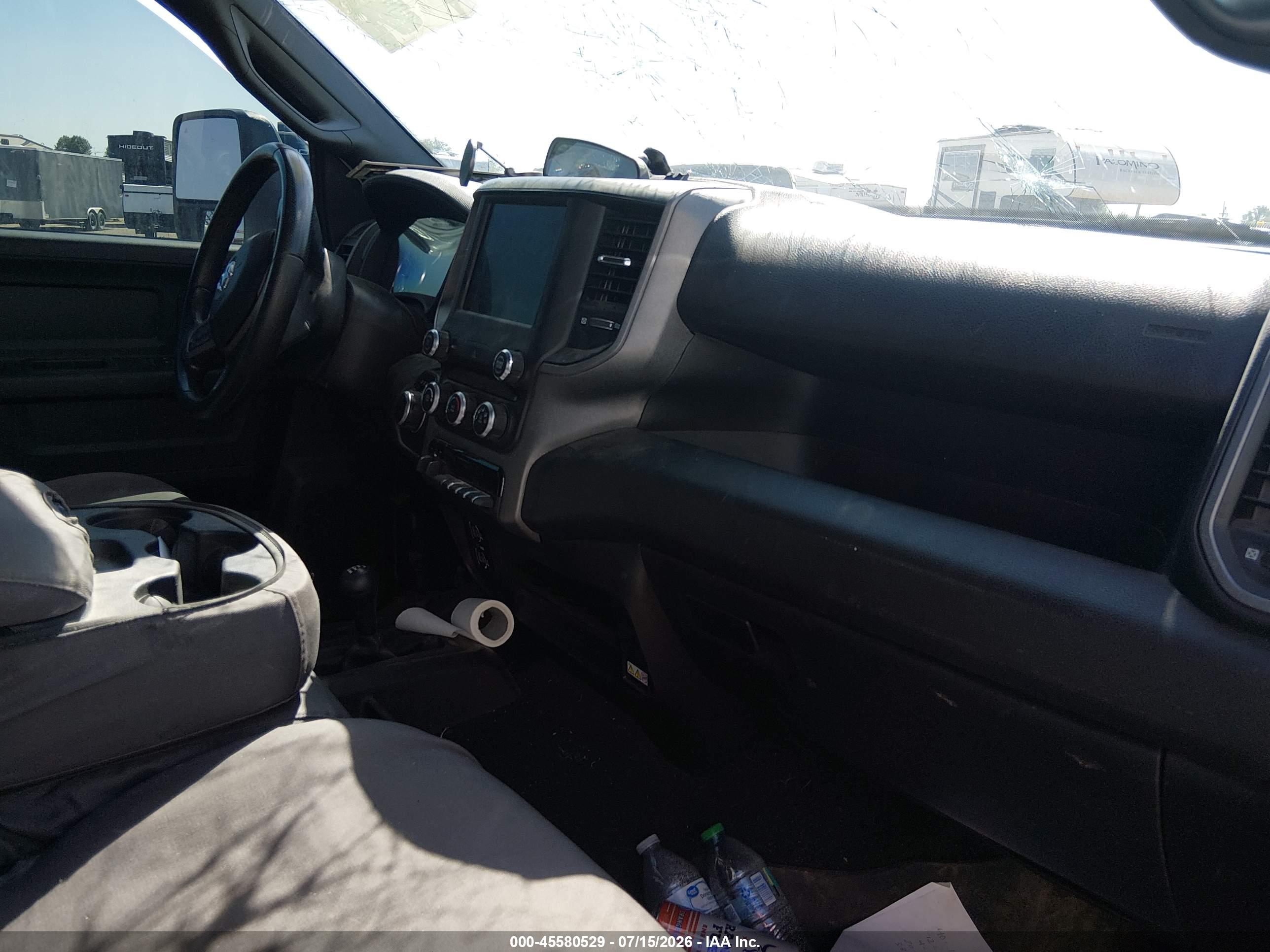 2023 RAM 2500 TRADESMAN  4X4 8' BOX