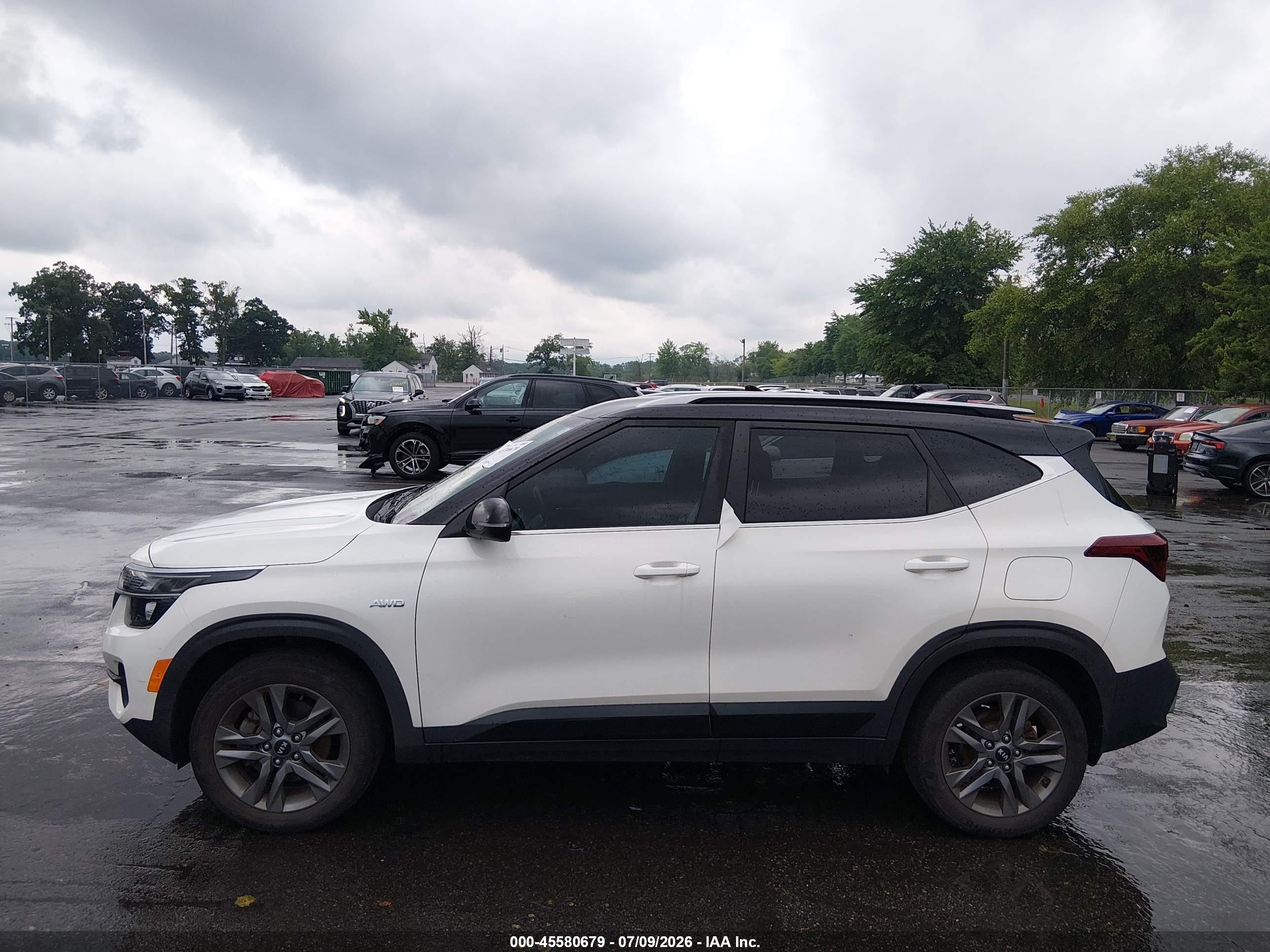 2021 KIA SELTOS S