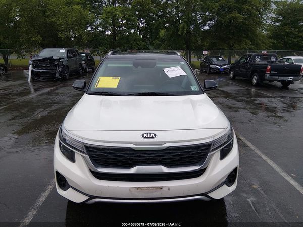 2021 KIA SELTOS S
