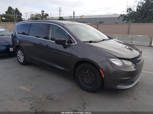 2018 CHRYSLER PACIFICA L — I1