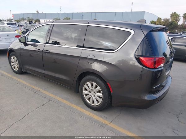2018 CHRYSLER PACIFICA L — I3