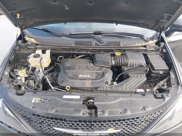 2018 CHRYSLER PACIFICA L — I10
