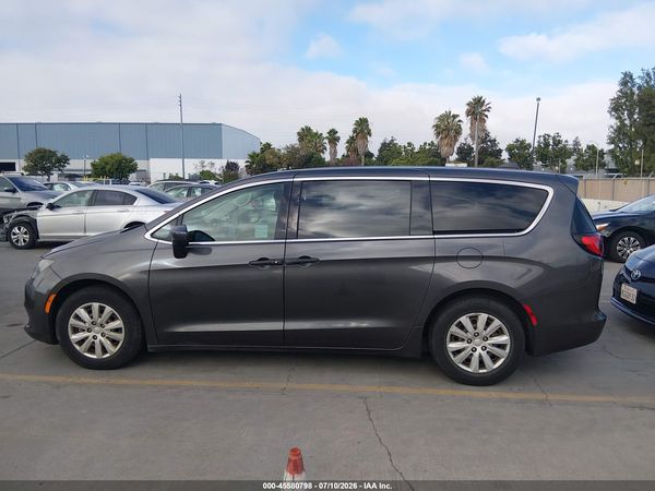 2018 CHRYSLER PACIFICA L — I117