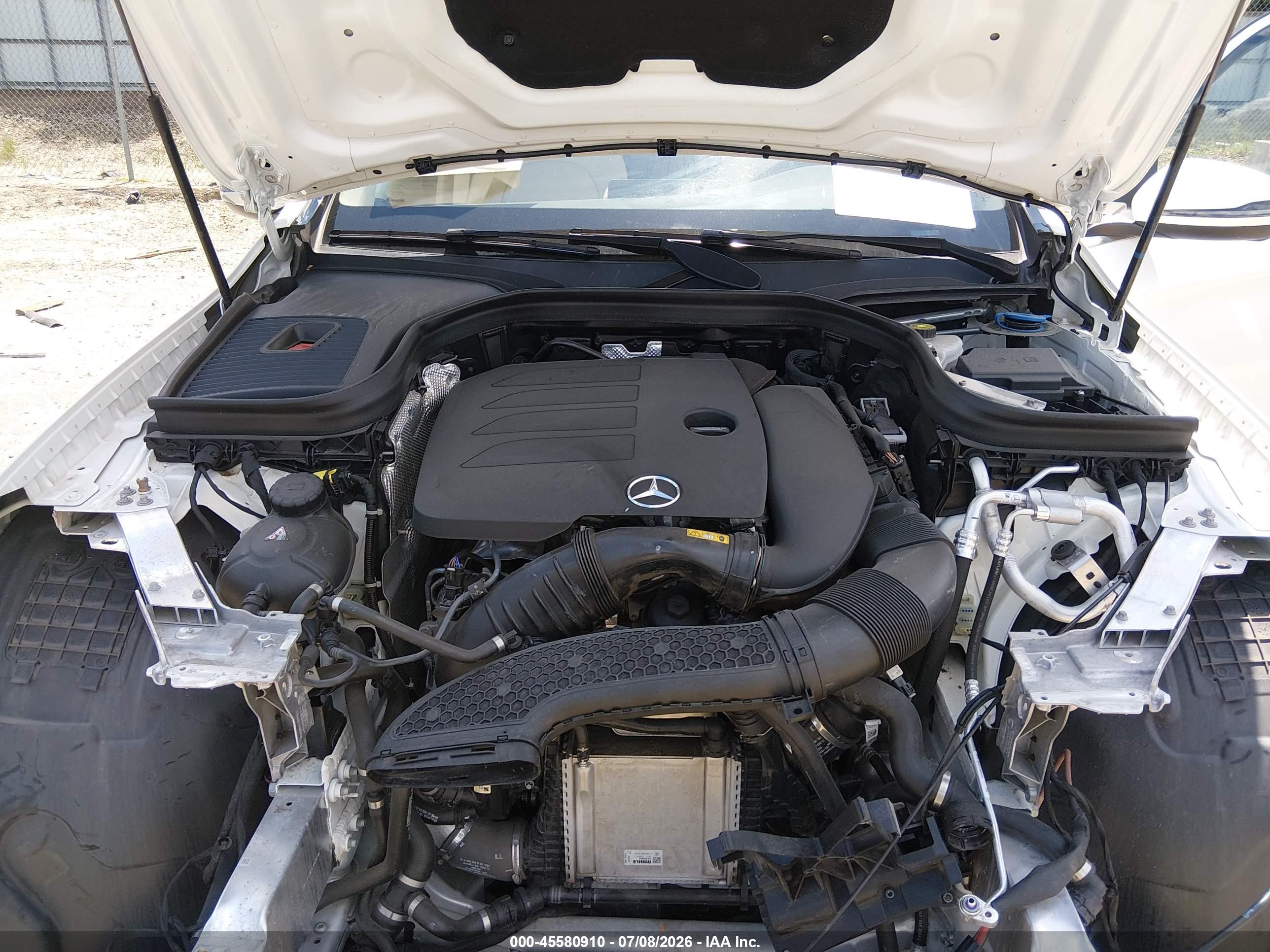 2022 MERCEDES-BENZ GLC 300 4MATIC SUV