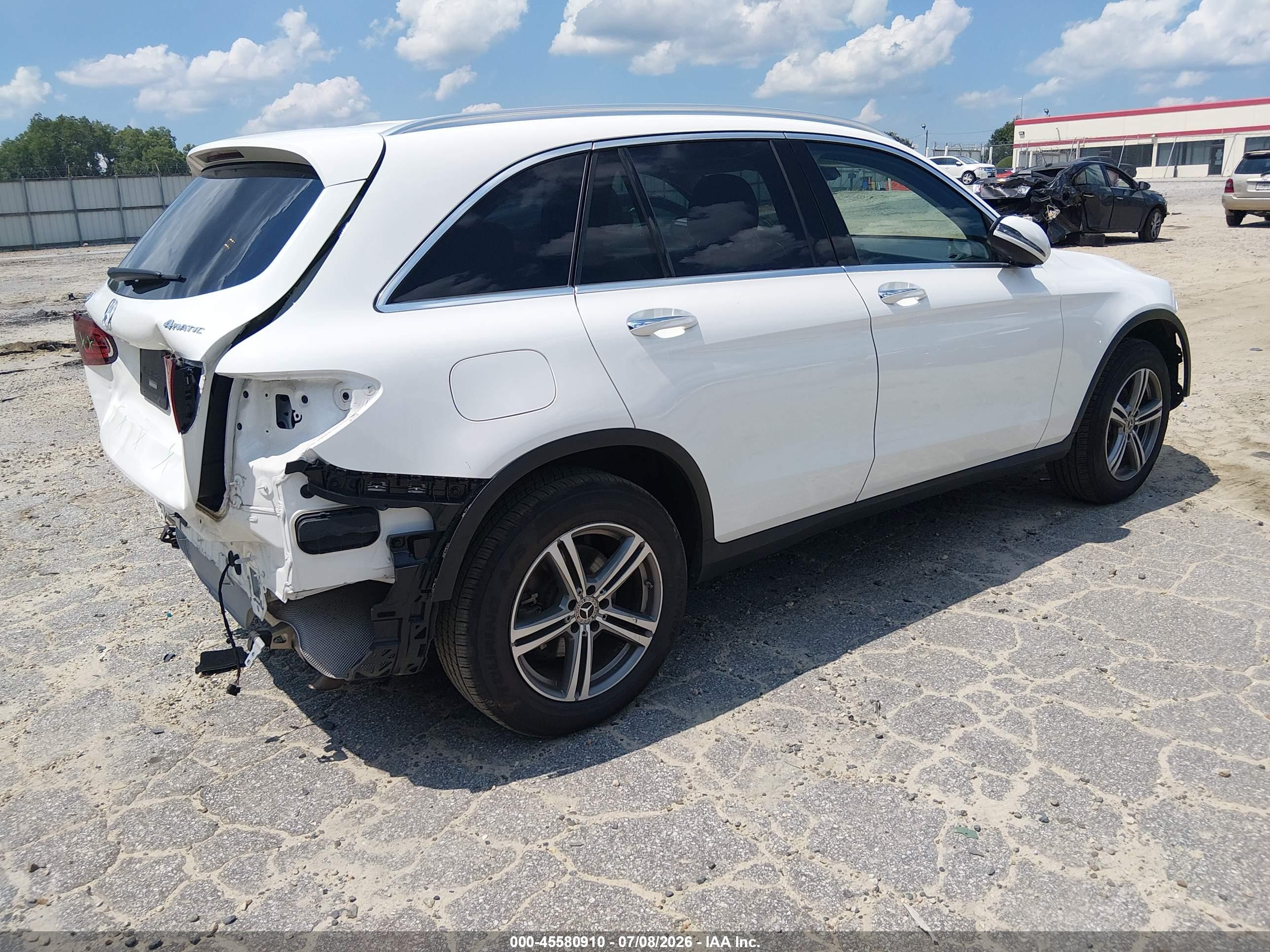 2022 MERCEDES-BENZ GLC 300 4MATIC SUV