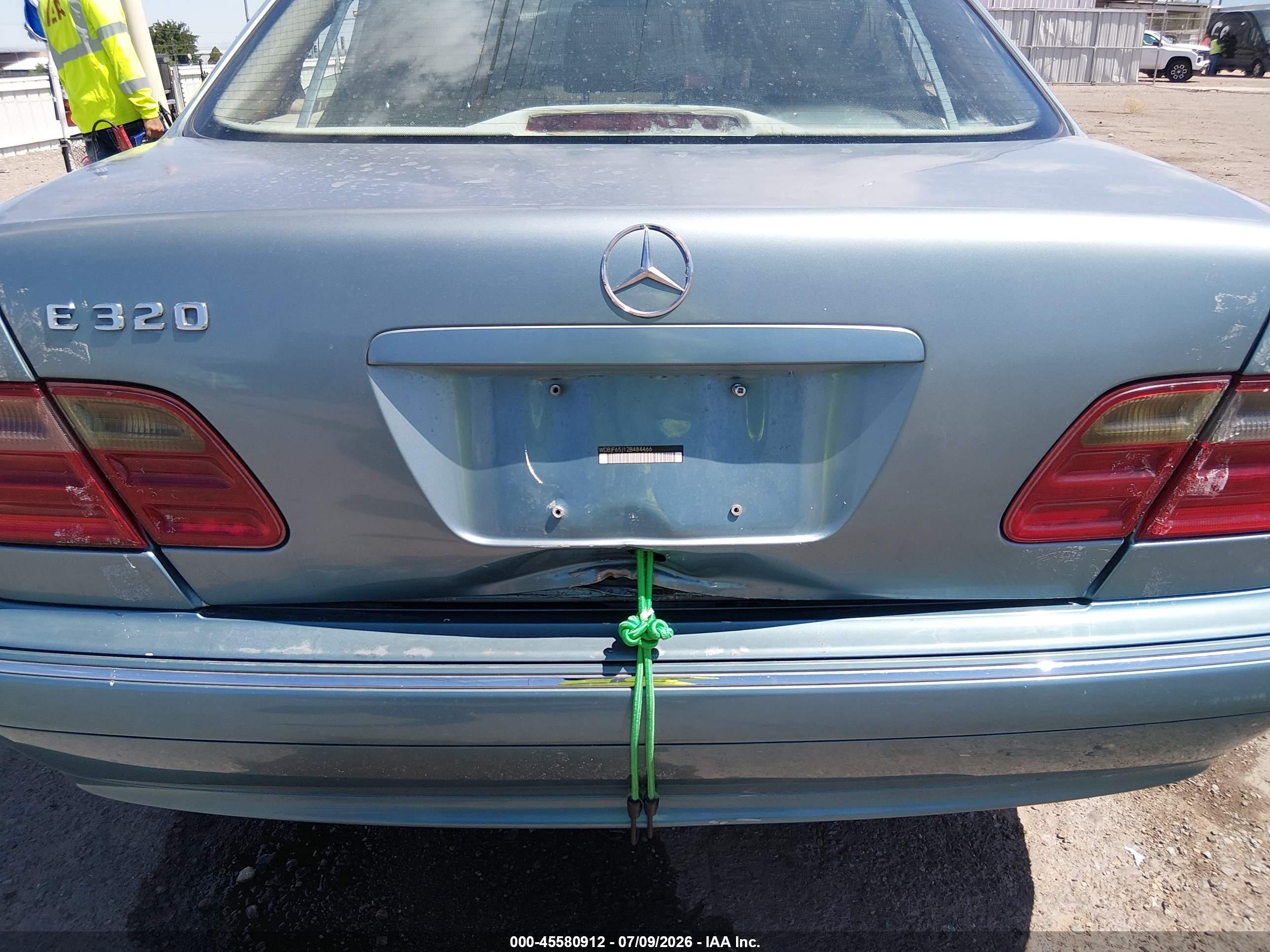 2002 MERCEDES-BENZ E 320 E320