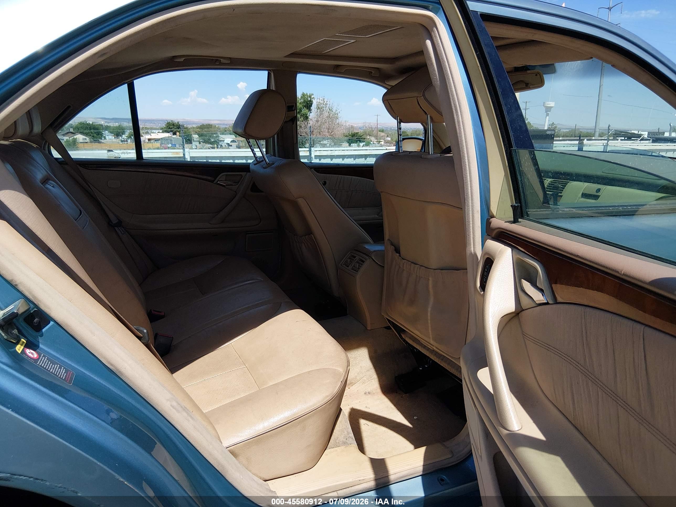 2002 MERCEDES-BENZ E 320 E320
