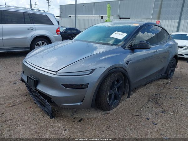 2026 TESLA MODEL Y