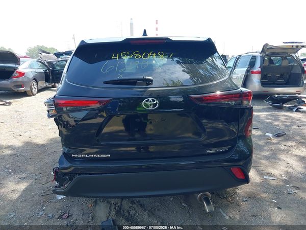 2026 TOYOTA HIGHLANDER XLE