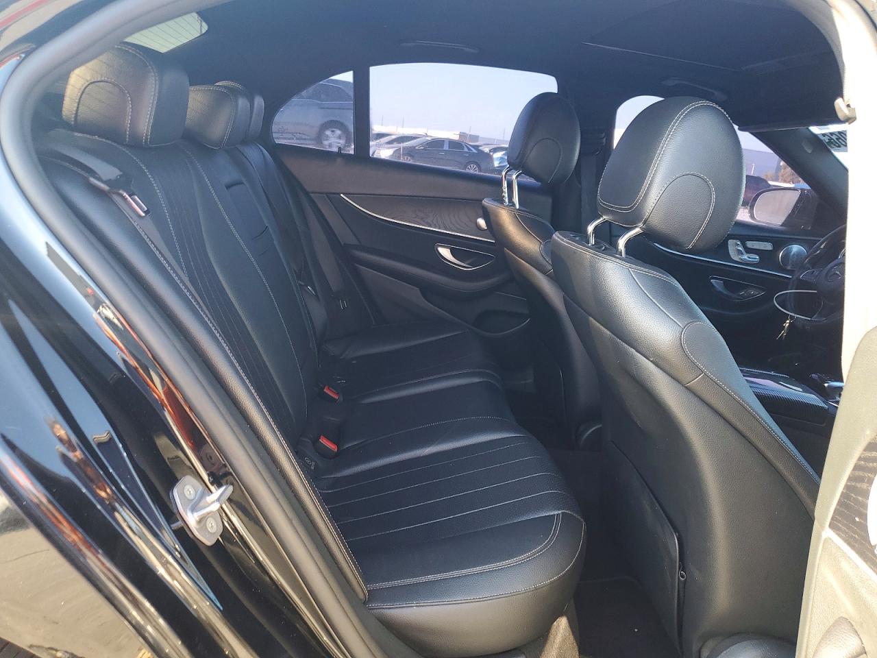 2017 MERCEDES-BENZ E E300