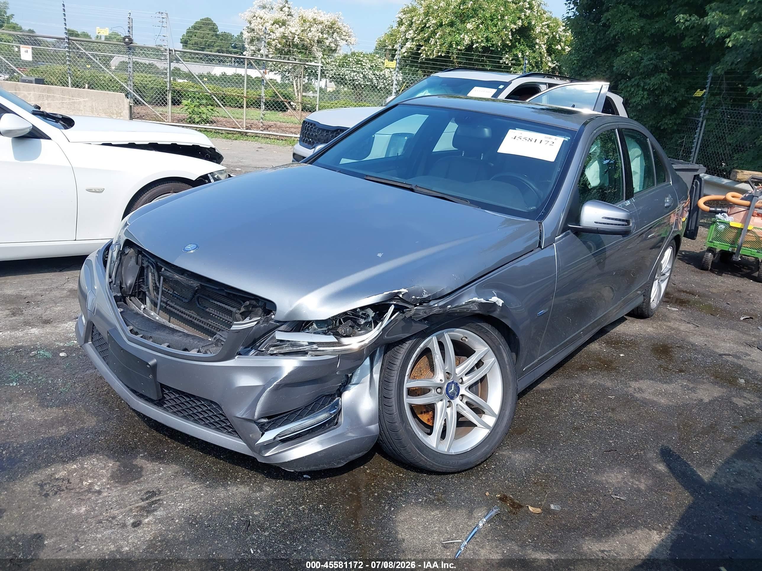 2012 MERCEDES-BENZ C 250 LUXURY/SPORT
