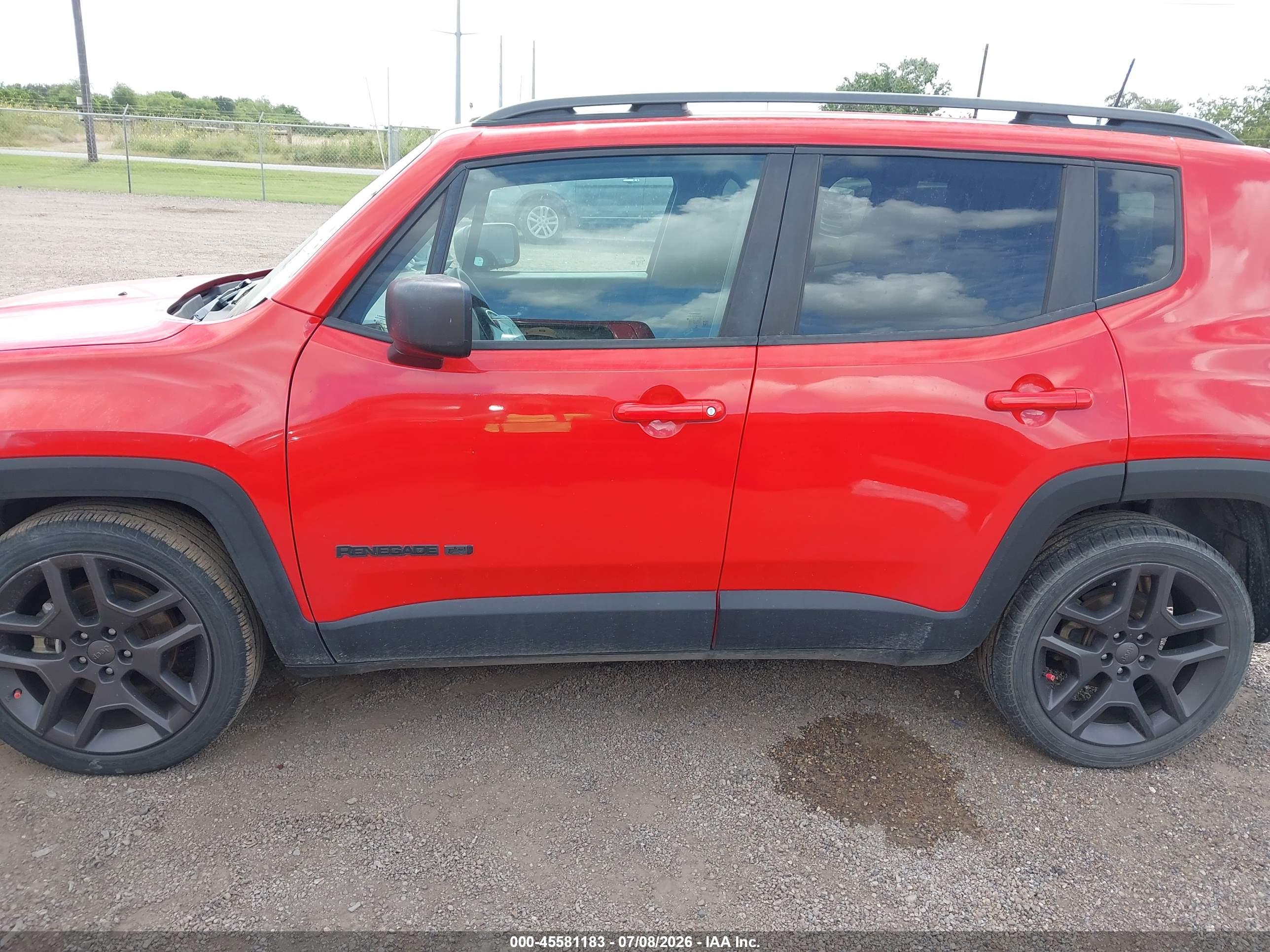 2021 JEEP RENEGADE LATITUDE FWD