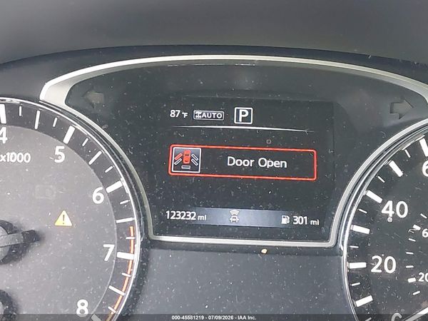2018 NISSAN PATHFINDER S
